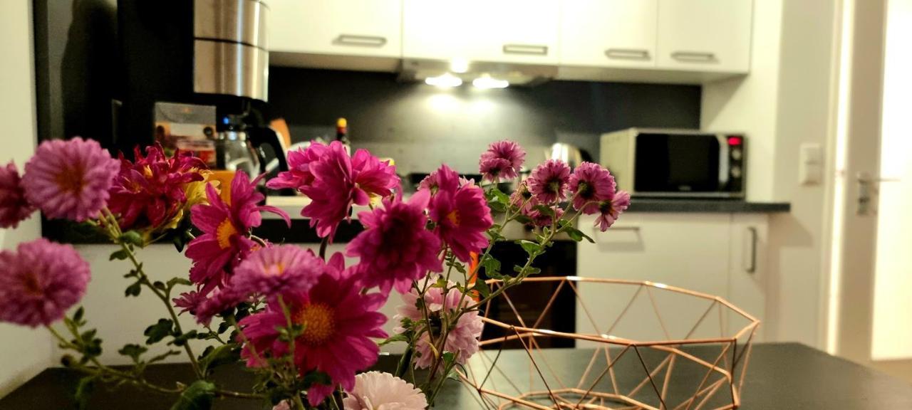 Business Apartment Mit Kuche Fur 1-3 +Netflx+5G Wlan Nahe Der Mhh Im Industrial Design ฮันโนเวอร์ ภายนอก รูปภาพ